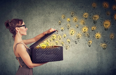 笔记本有些按键不灵敏要用力按才行！如何解决