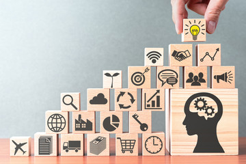 dell笔记本电脑电池显示正在充电但是电量一直不变