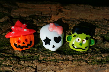 笔记本有些按键不灵敏要用力按才行！如何解决